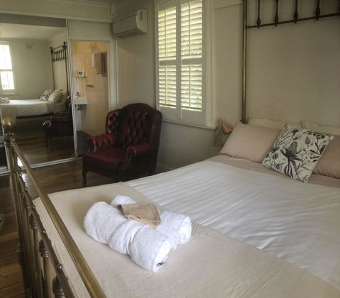 The Port Masters Lodgings - Accommodation Perth 7
