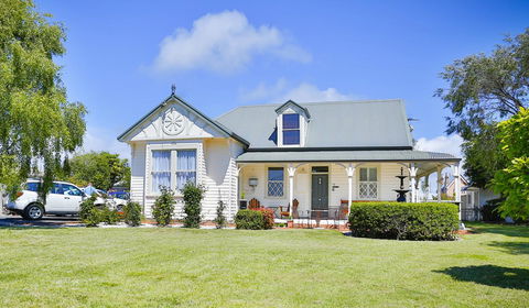 The Port Masters Lodgings - Accommodation Perth 24