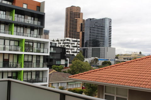 Poplar Box Hill Apartment - Perth Resorts 1