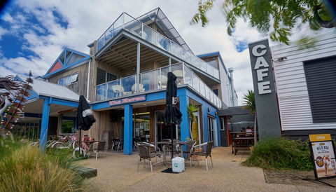 The Island Accommodation - Accommodation Perth 13