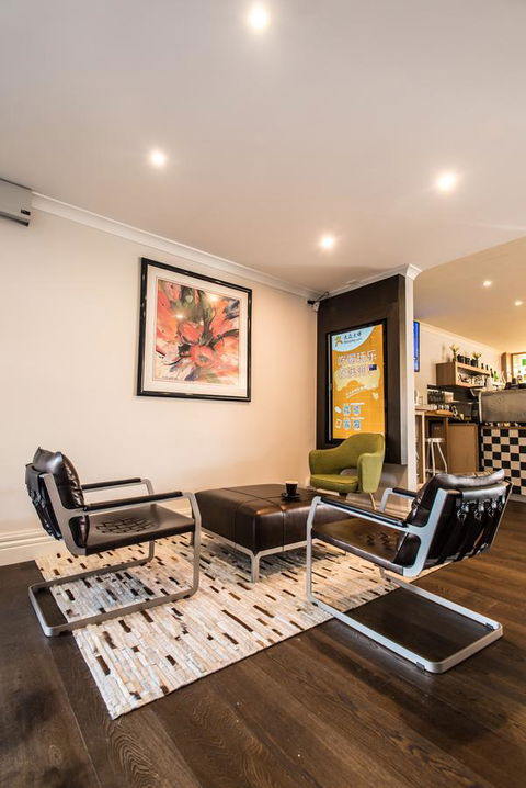 The Waverley International Hotel - Accommodation Perth 25