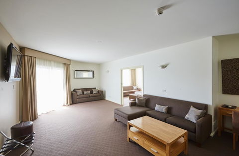Mornington Hotel - Accommodation Perth 20