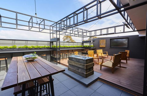 Mornington Hotel - Accommodation Perth 6