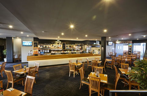 Mornington Hotel - Accommodation Perth 10