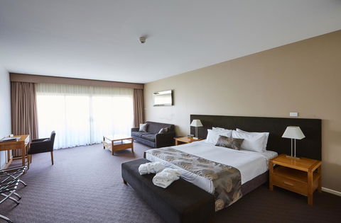 Mornington Hotel - Accommodation Perth 19