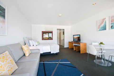 Lorne Bay View Motel - Accommodation Perth 10