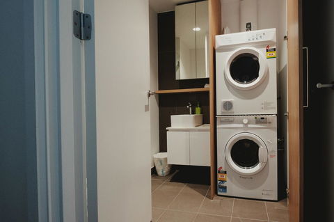 Mono Apartments On La Trobe Street - Accommodation Perth 5
