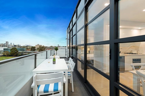 The Hamptons Apartments - St Kilda - Accommodation Perth 7