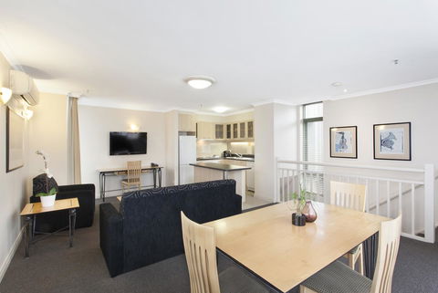 Melbourne Metropole Central Official - Accommodation Perth 14