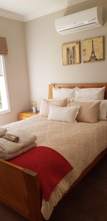 Oxford Rise Apartment - Accommodation Perth 5