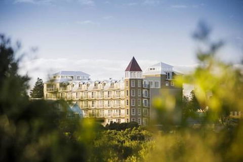 Deep Blue Hotel & Hot Springs - Perth Resorts 0