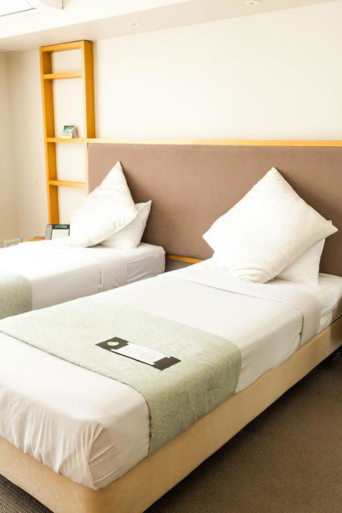 Deep Blue Hotel & Hot Springs - Perth Resorts 17
