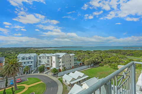 Deep Blue Hotel & Hot Springs - Perth Resorts 28