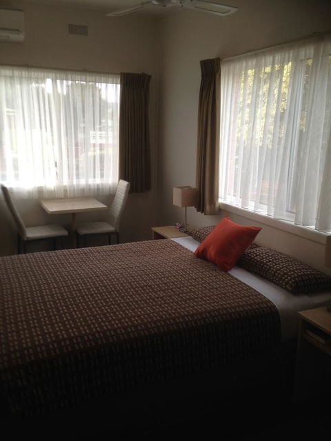 Beachcomber Motel & Apartments - Perth Resorts 36