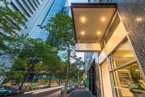 Mantra 100 Exhibition - Accommodation Perth 6