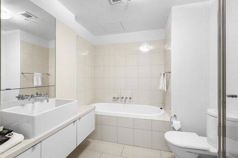 Melbourne Holiday Apartments Flinders Wharf - Accommodation Perth 16