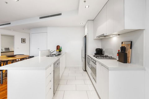 Melbourne Holiday Apartments Flinders Wharf - Accommodation Perth 12