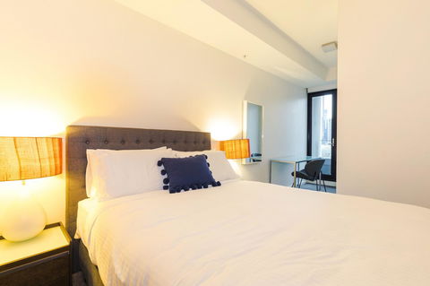 Waterfront Melbourne Apartments - Accommodation Perth 35