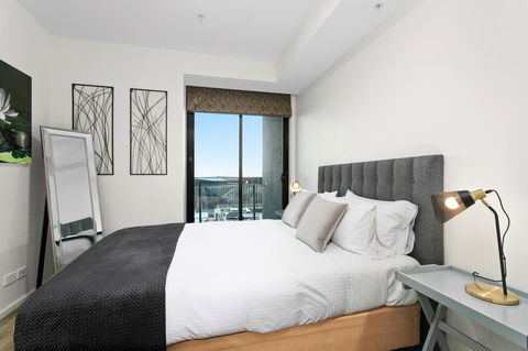 Waterfront Melbourne Apartments - Accommodation Perth 12