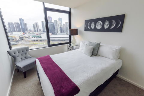 Waterfront Melbourne Apartments - Accommodation Perth 23