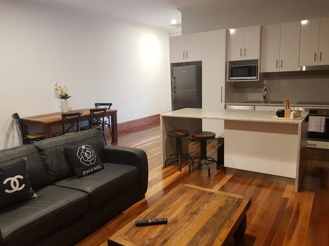 Sublime Spa Apartments - Accommodation Perth 5