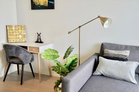 Pride Docklands Waterfront Apartment City View - Accommodation Perth 15