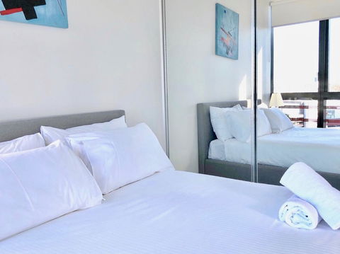 Pride Docklands Waterfront Apartment City View - Accommodation Perth 43