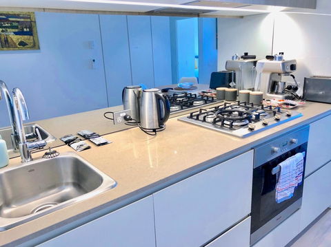 Pride Docklands Waterfront Apartment City View - Accommodation Perth 28