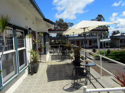The Highlander Motel - 24HR Check In - Accommodation Perth 42