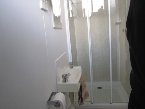 The Highlander Motel - 24HR Check In - Accommodation Perth 28