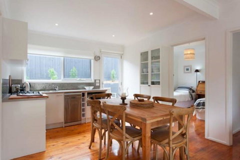 Capella Villa No. 4 - Stunning Luxury Decor Inside And Out - Accommodation Perth 6