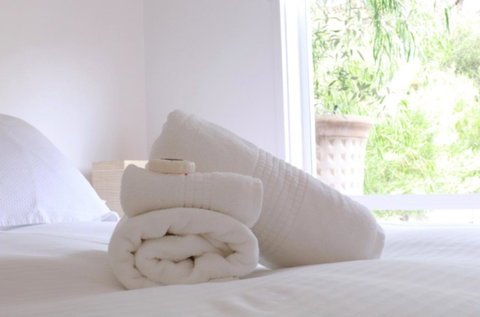 Capella Villa No. 4 - Stunning Luxury Decor Inside And Out - Accommodation Perth 13