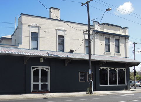 Plough Hotel - Accommodation Perth 31