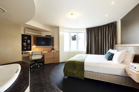 Saint Kilda Beach Hotel - Formerly Rydges St Kilda - Accommodation Perth 1
