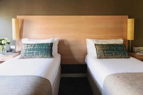 Saint Kilda Beach Hotel - Formerly Rydges St Kilda - Accommodation Perth 8
