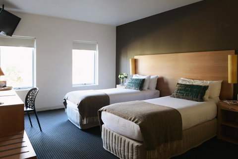Saint Kilda Beach Hotel - Formerly Rydges St Kilda - Accommodation Perth 12