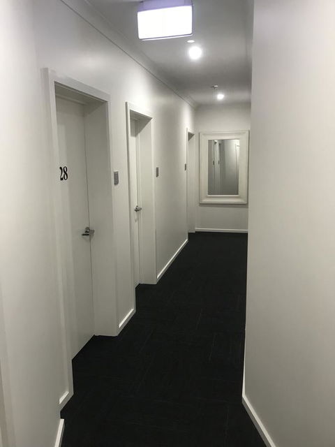 CROWN CENTRAL BUSINESS DISTRICT MOTEL - NO UNDER 18s - Accommodation Perth 22
