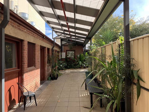 CROWN CENTRAL BUSINESS DISTRICT MOTEL - NO UNDER 18s - Accommodation Perth 3