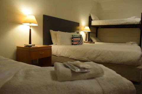 CROWN CENTRAL BUSINESS DISTRICT MOTEL - NO UNDER 18s - Accommodation Perth 38
