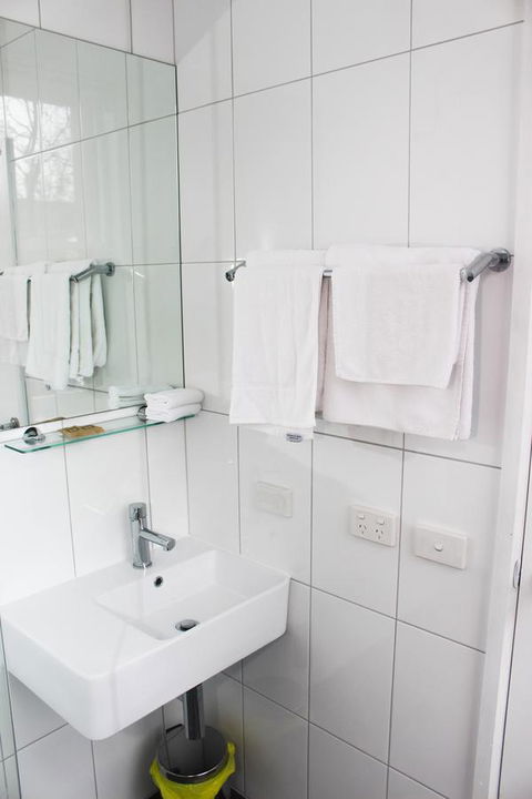 CROWN CENTRAL BUSINESS DISTRICT MOTEL - NO UNDER 18s - Accommodation Perth 42