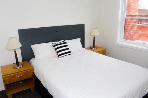 CROWN CENTRAL BUSINESS DISTRICT MOTEL - NO UNDER 18s - Accommodation Perth 44