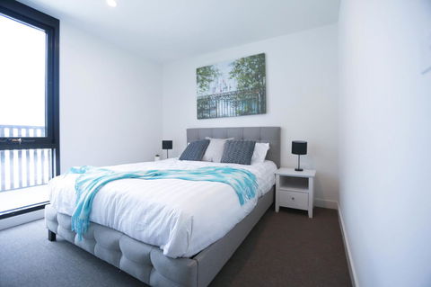 Box Hill 2 Bedroom Apt (La Maison) 02 - Accommodation Perth 0