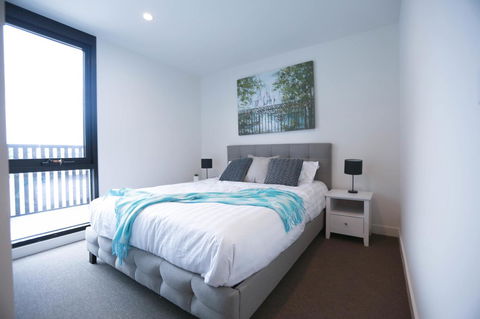 Box Hill 2 Bedroom Apt (La Maison) 02 - Accommodation Perth 5