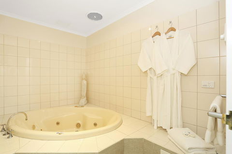 Quality Inn & Suites The Menzies - Accommodation Perth 35