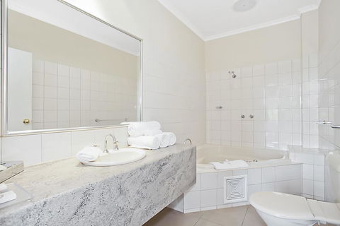 Quality Inn & Suites The Menzies - Accommodation Perth 31