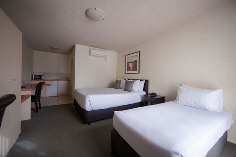 City Reach Motel - Accommodation Perth 5