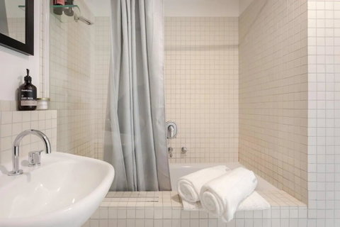 BestView St Kilda Spectacular Sunset Hideaway - Boutique Self-contained Luxury Apartment - Accommodation Perth 19