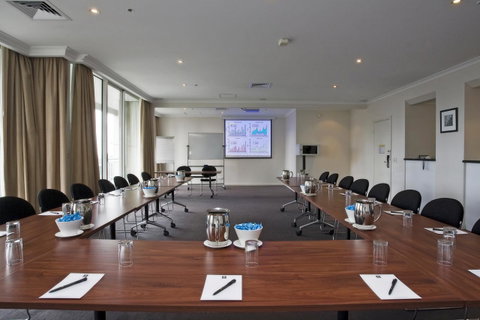 Clarion Suites Gateway - Accommodation Perth 24