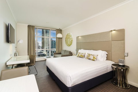 Clarion Suites Gateway - Accommodation Perth 11