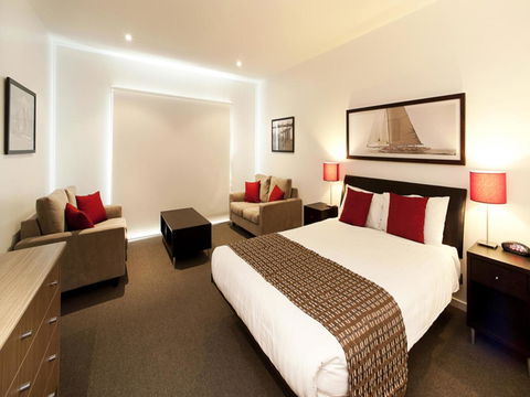 The Waves Apartments - Accommodation Perth 8